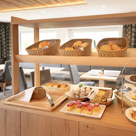Hotel Luxury B&B August