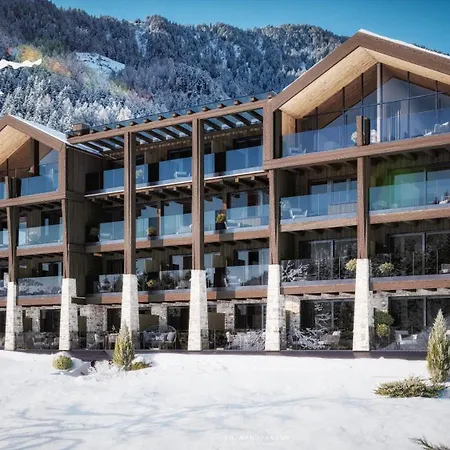 Luxury August Hotel 3*